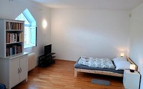 Ubytování nad kostelem pro ženy